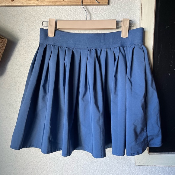 Love Streak Pleated Mini Skirt - Picture 1 of 4